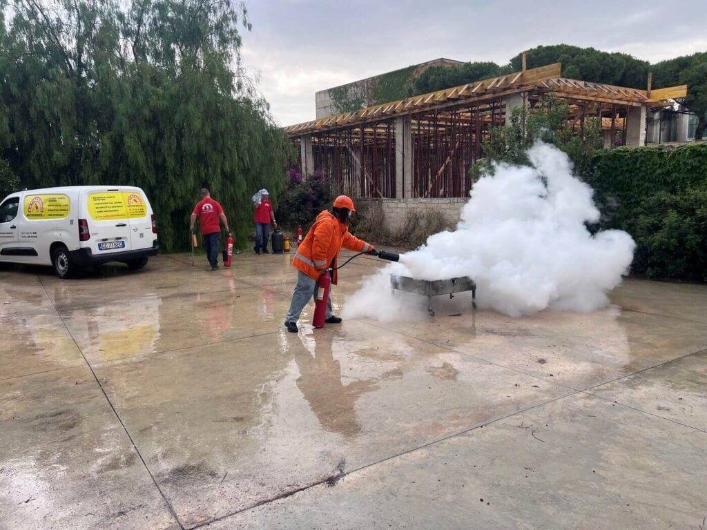 Sicurezza sul lavoro e prevenzione: in Fondazione EPASSS si è concluso il Corso Antincendio Livello 2